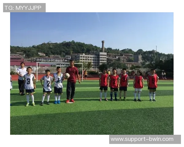 蓝鹰足球:激情与梦想交织的绿茵传奇之旅 蓝鹰足球:激情与梦想交织的绿茵传奇之旅